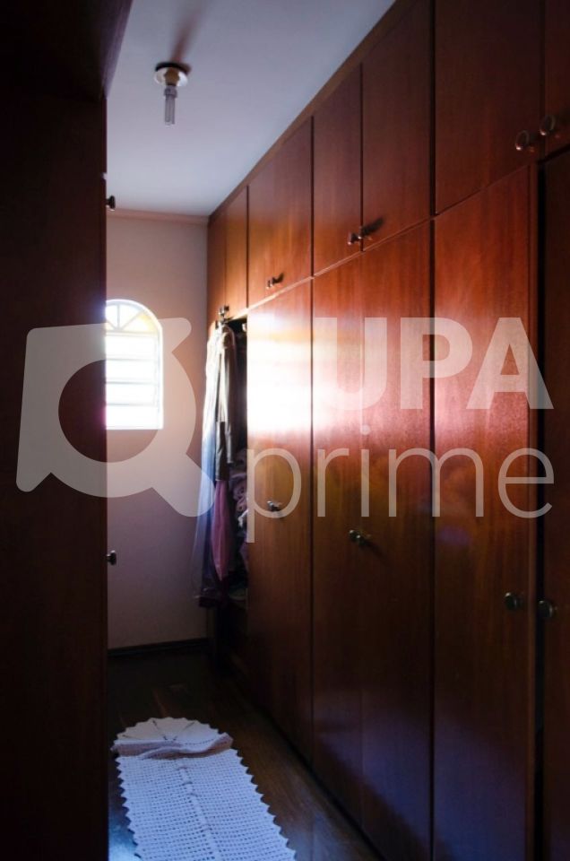 casa-terrea-venda-sao-paulo-vila-irmaos-arnoni-3dormitorios-3suites-5vagas-210m2-LS30393