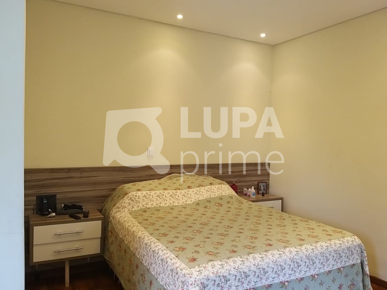 Casa à venda com 3 quartos, 434m² - Foto 8