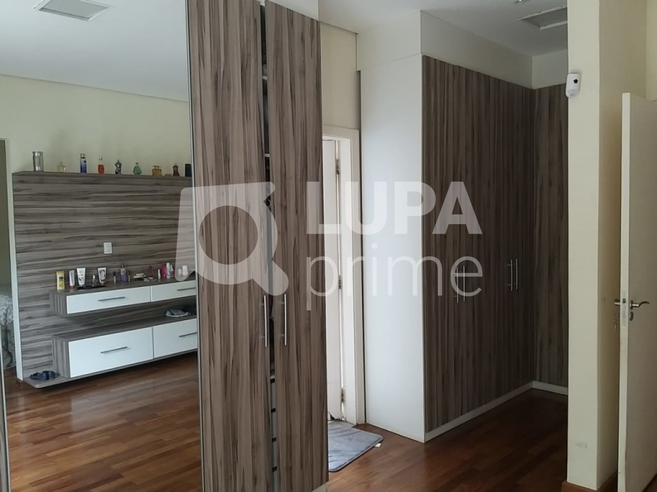 Casa à venda com 3 quartos, 434m² - Foto 10