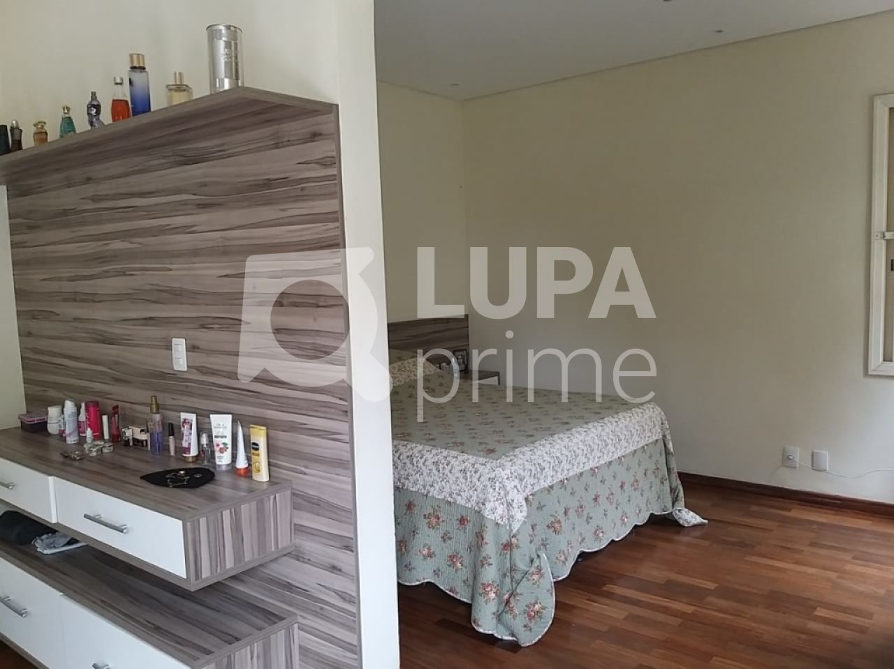 Casa à venda com 3 quartos, 434m² - Foto 9