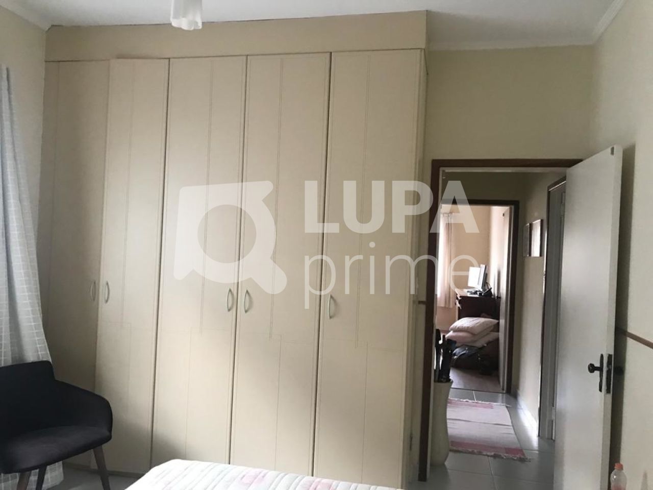 sobrado-venda-sao-paulo-vila-rosa-3dormitorios-6vagas-160m2-LS30604