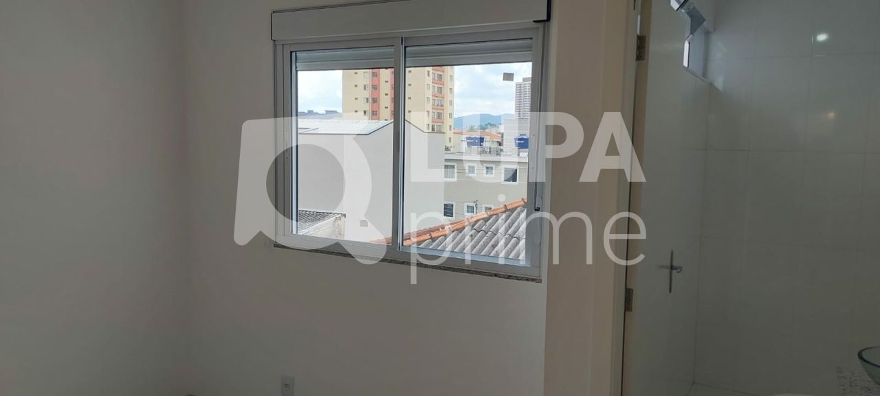 sobrado-venda-sao-paulo-tucuruvi-3dormitorios-3suites-4vagas-184m2-LS30935