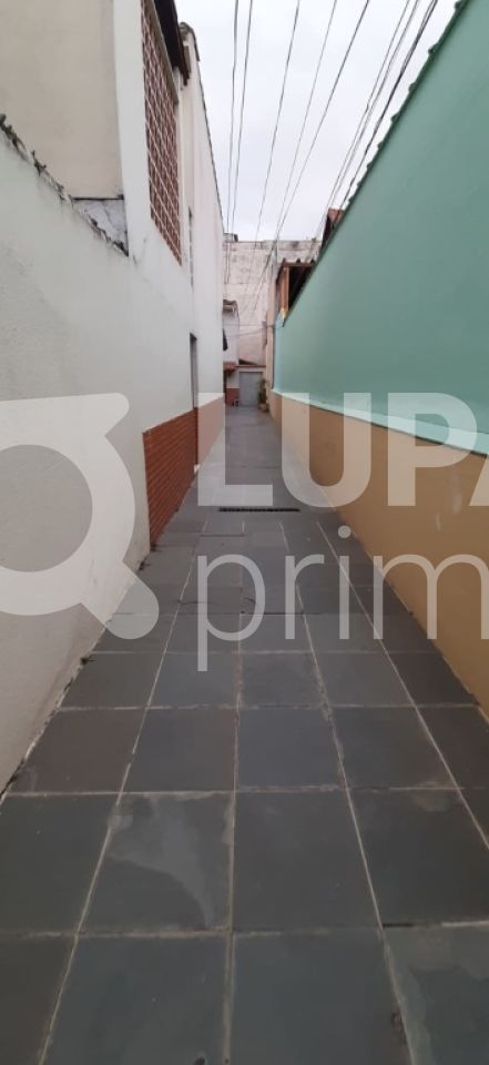 Casa à venda com 2 quartos, 90m² - Foto 4