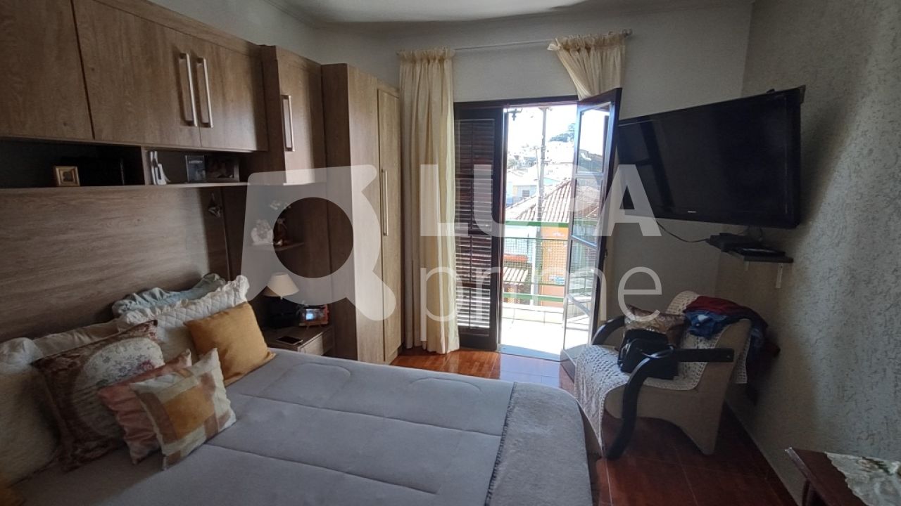 sobrado-venda-sao-paulo-parada-inglesa-3dormitorios-1suite-8vagas-220m2-LS31046