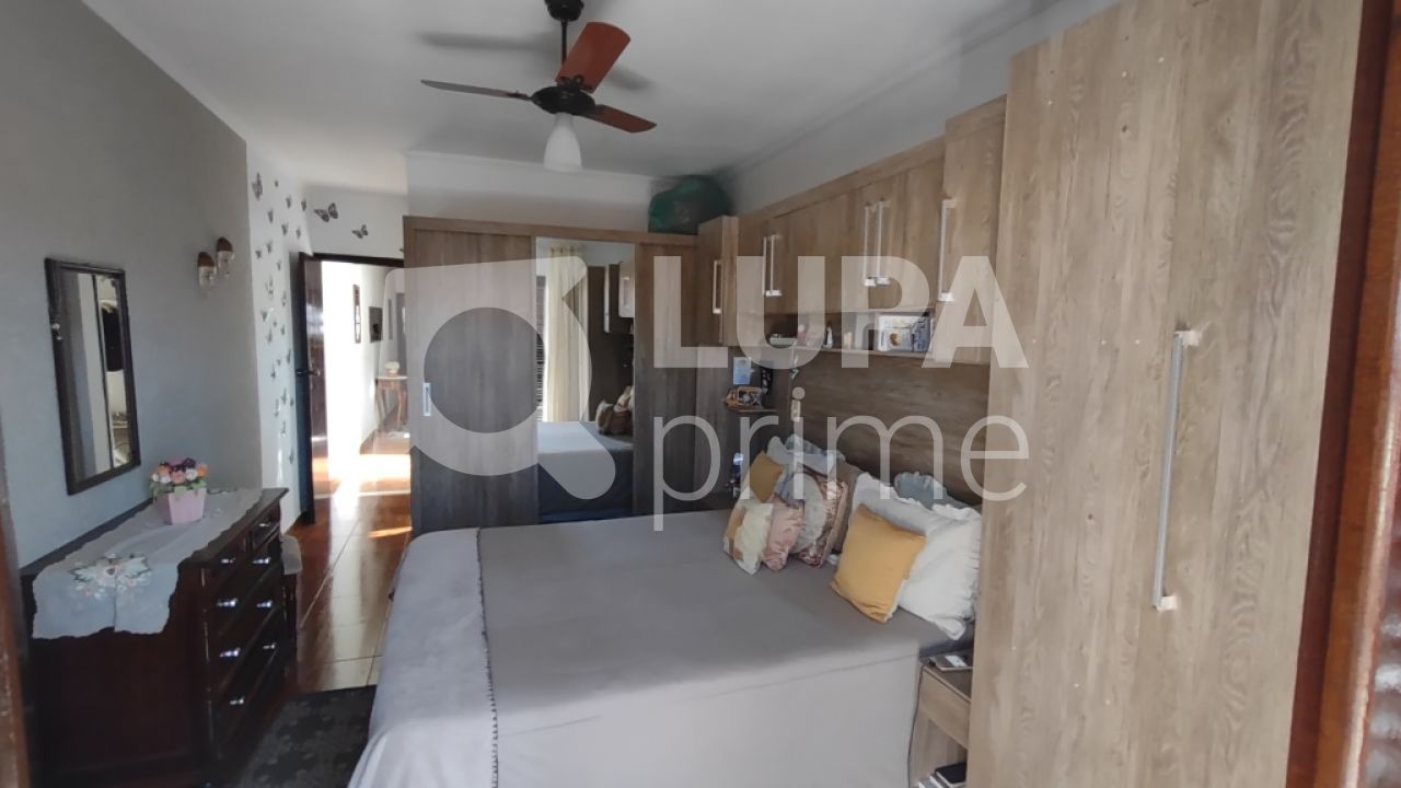 sobrado-venda-sao-paulo-parada-inglesa-3dormitorios-1suite-8vagas-220m2-LS31046