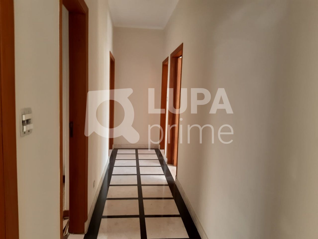 sobrado-venda-sao-paulo-santana-4dormitorios-1suite-2vagas-443m2-LS31109