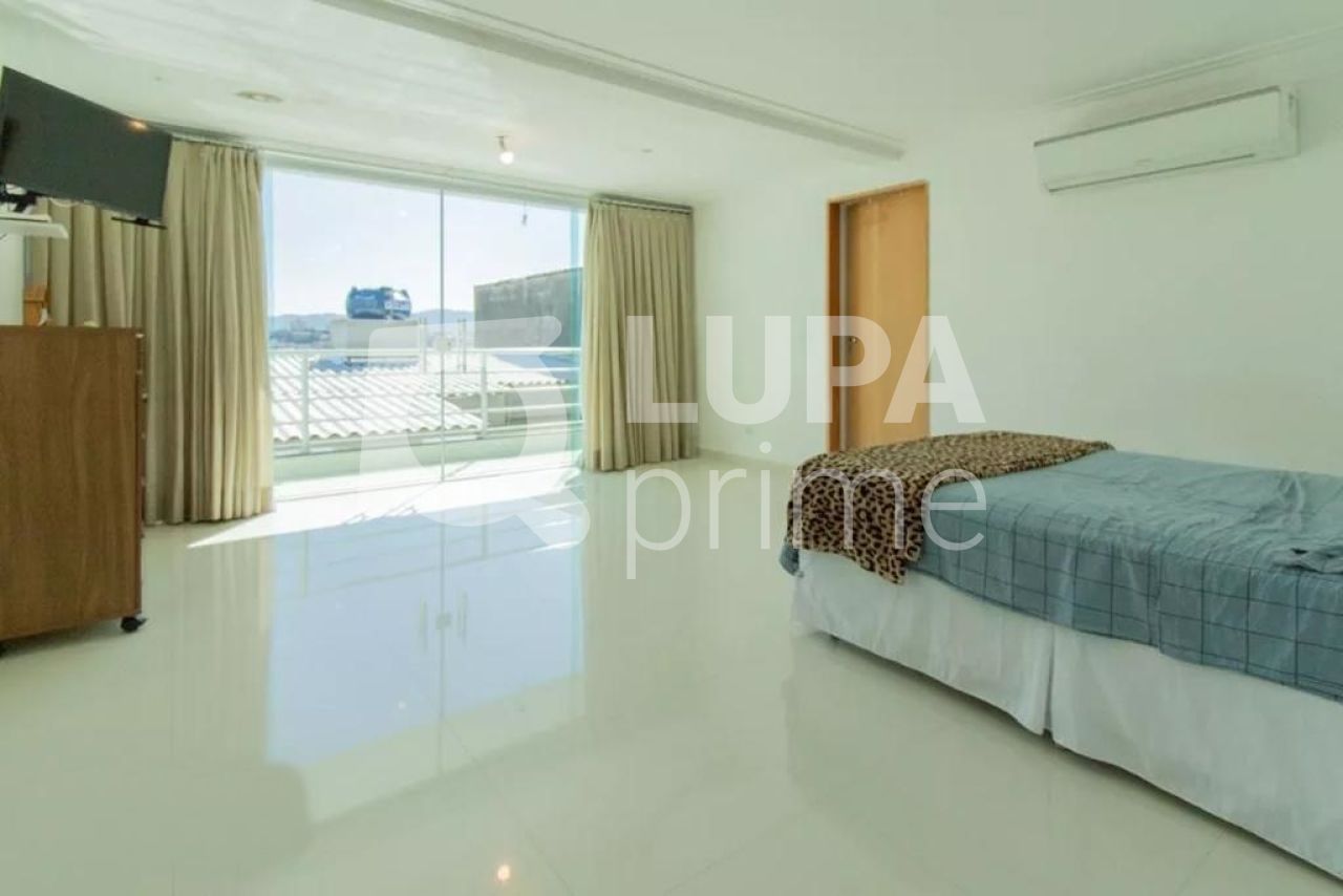 sobrado-venda-sao-paulo-vila-medeiros-3dormitorios-1suite-3vagas-180m2-LS31128