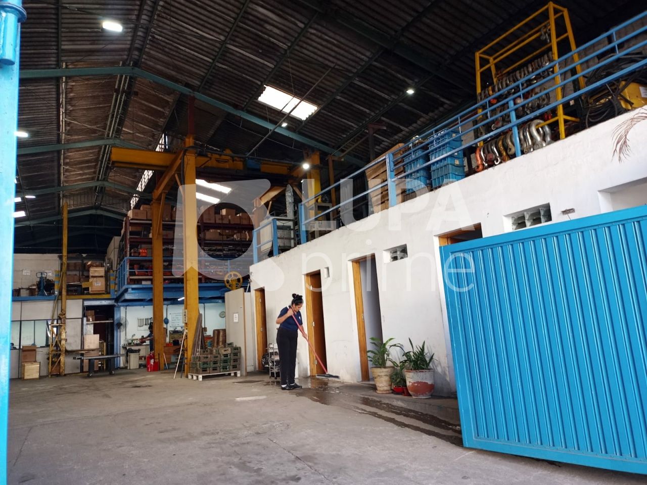 Depósito-Galpão-Armazém à venda, 1050m² - Foto 1