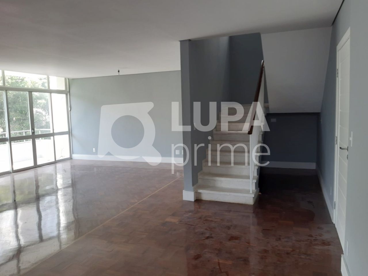 duplex-venda-sao-paulo-higienopolis-5dormitorios-2suites-2vagas-272m2-LS31176