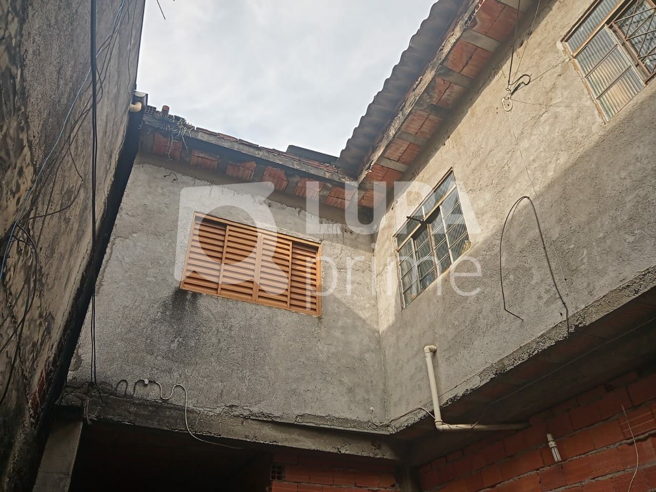 sobrado-venda-sao-paulo-vila-nivi-6dormitorios-2vagas-232m2-LS31413