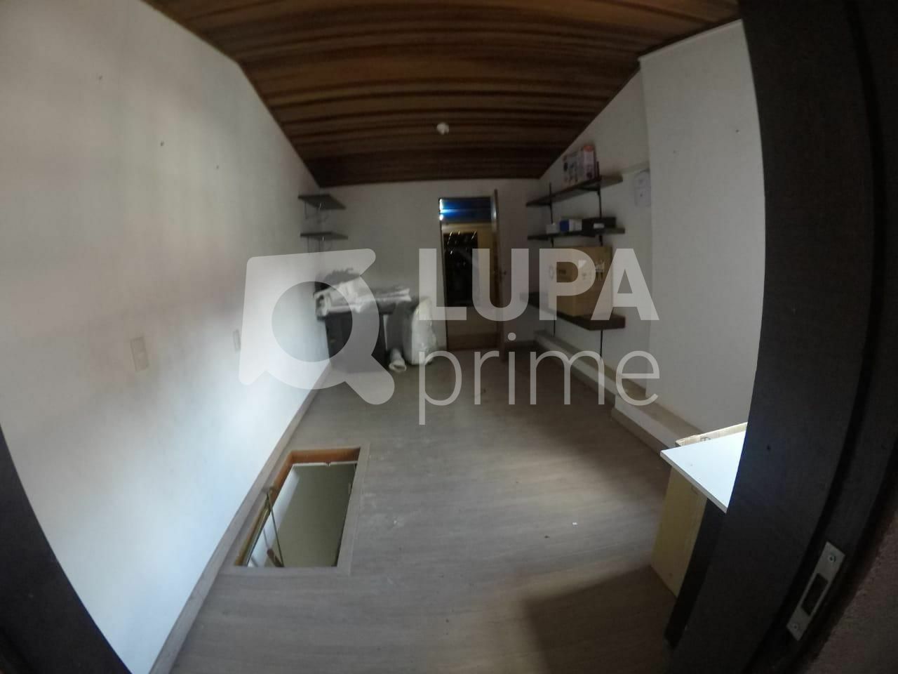 sobrado-venda-sao-paulo-horto-florestal-3dormitorios-3suites-6vagas-210m2-LS31495