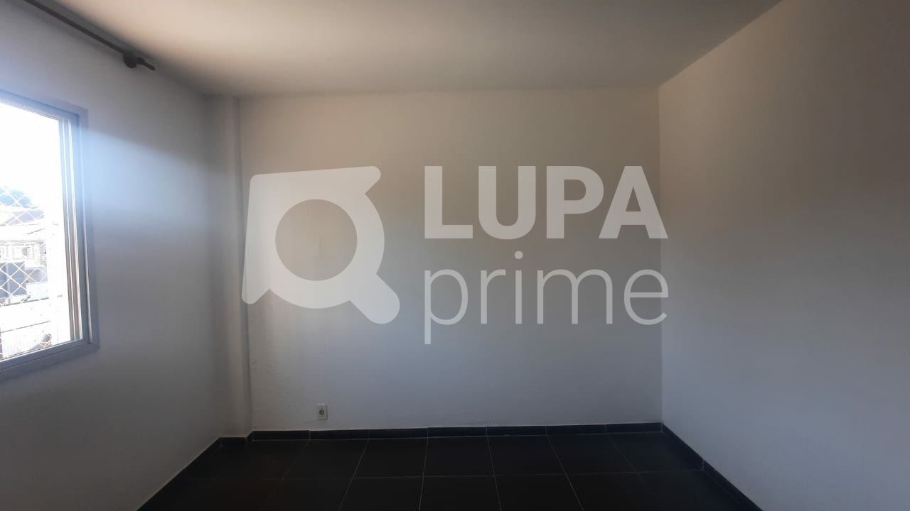 Apartamento à venda com 2 quartos, 68m² - Foto 8