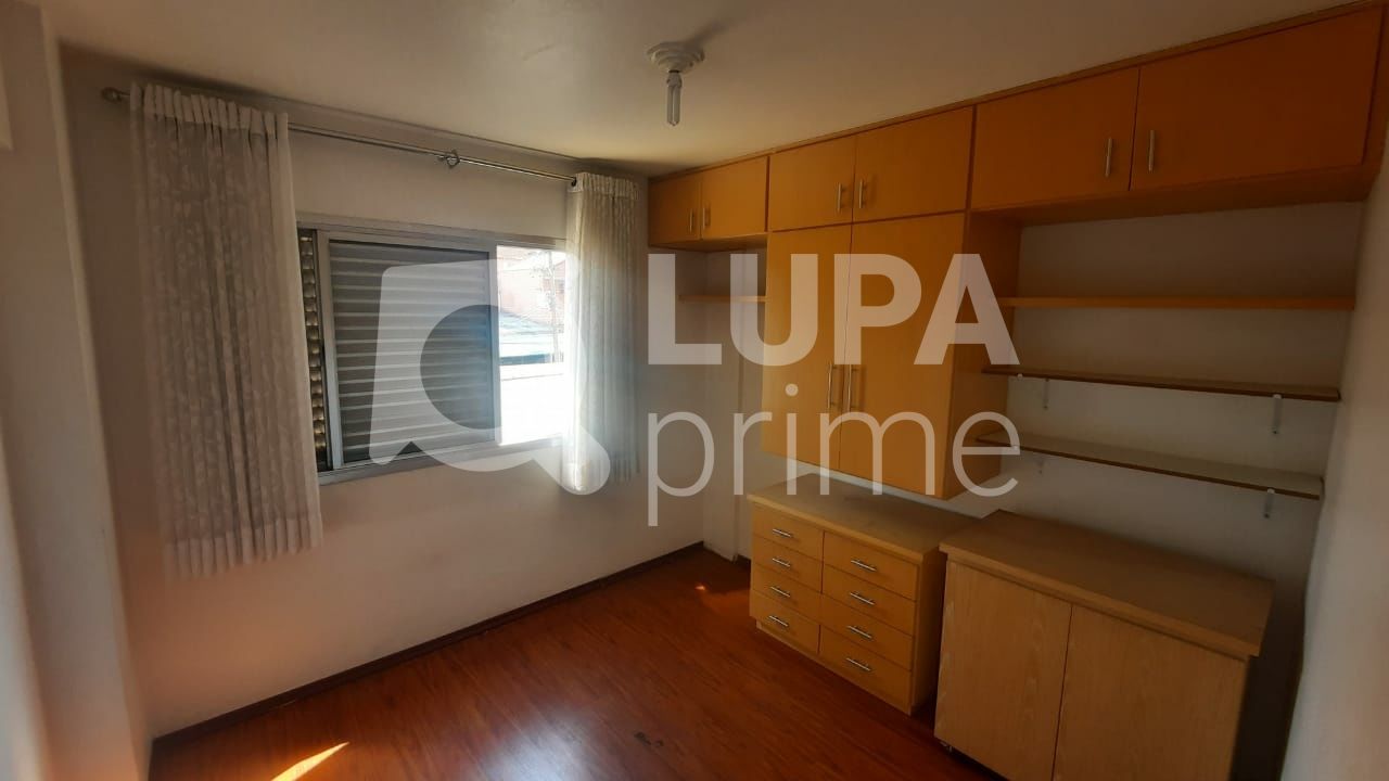 Apartamento à venda com 2 quartos, 68m² - Foto 11