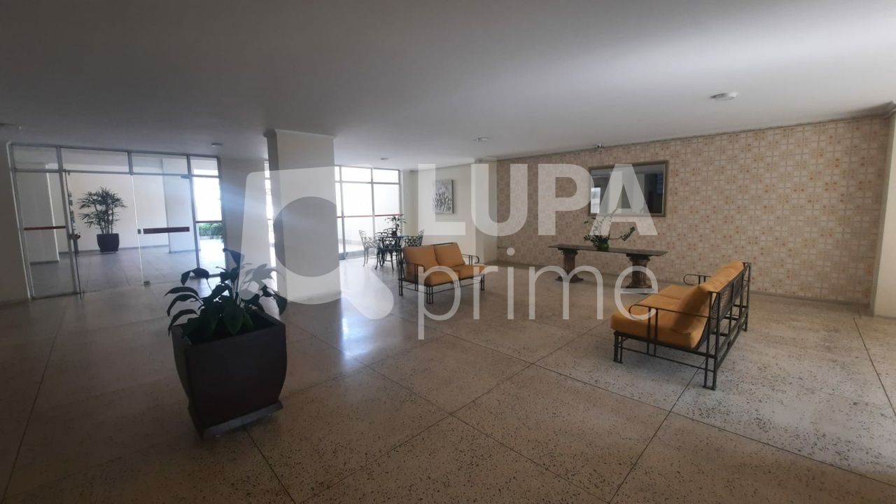 Apartamento à venda com 2 quartos, 68m² - Foto 15