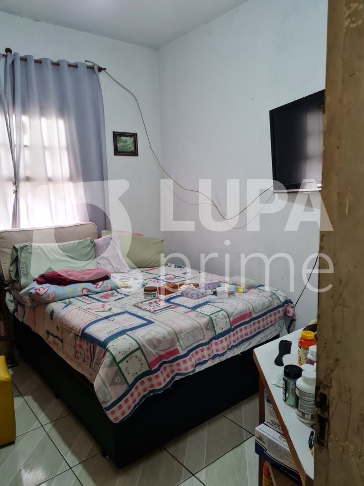 casa-terrea-venda-sao-paulo-vila-romero-3dormitorios-1suite-2vagas-200m2-LS31731