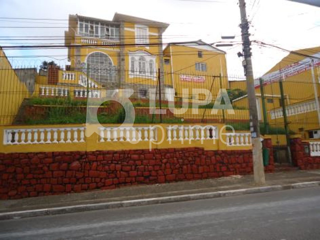 Prédio Inteiro à venda, 700m² - Foto 1