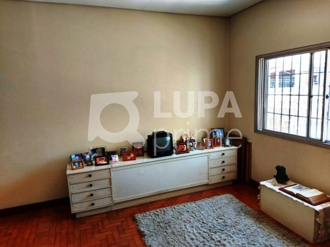 Casa à venda com 5 quartos, 220m² - Foto 5