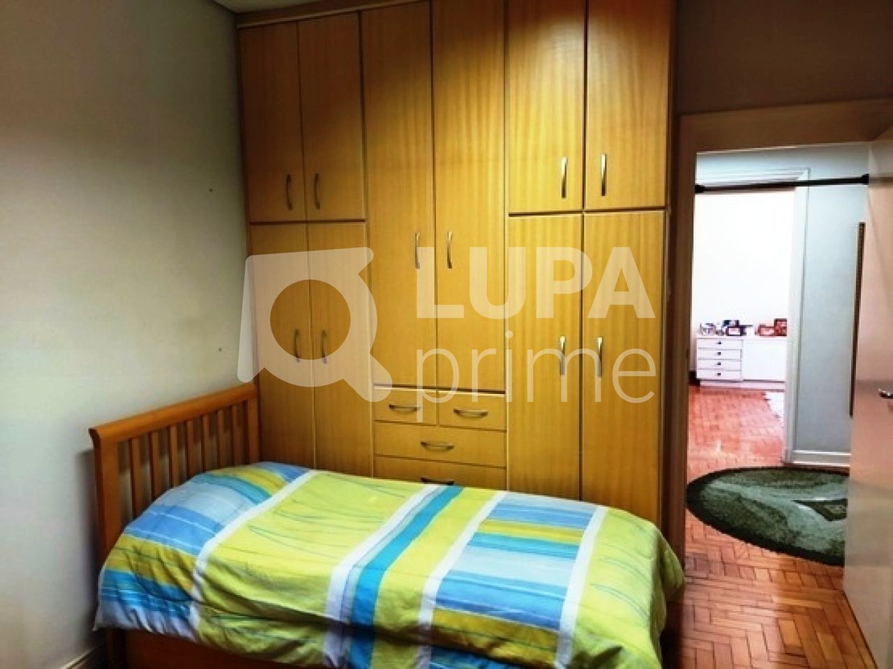 Casa à venda com 5 quartos, 220m² - Foto 7