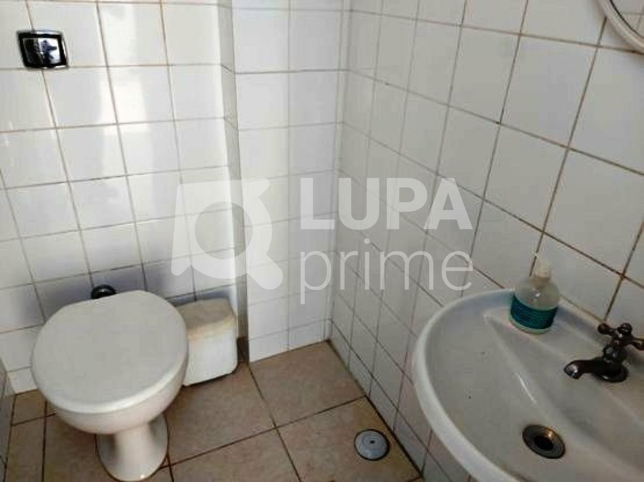 Casa à venda com 5 quartos, 220m² - Foto 13