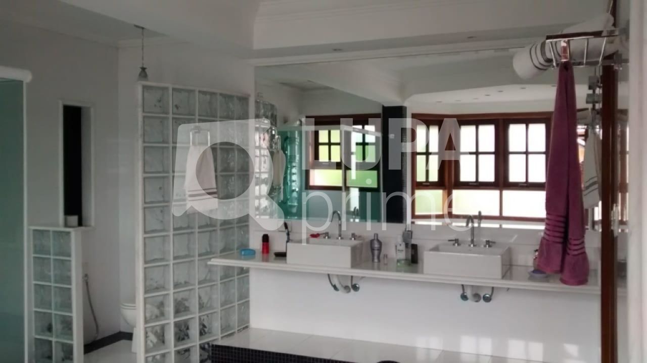 sobrado-venda-sao-paulo-vila-irmaos-arnoni-4dormitorios-4suites-6vagas-300m2-LS32061