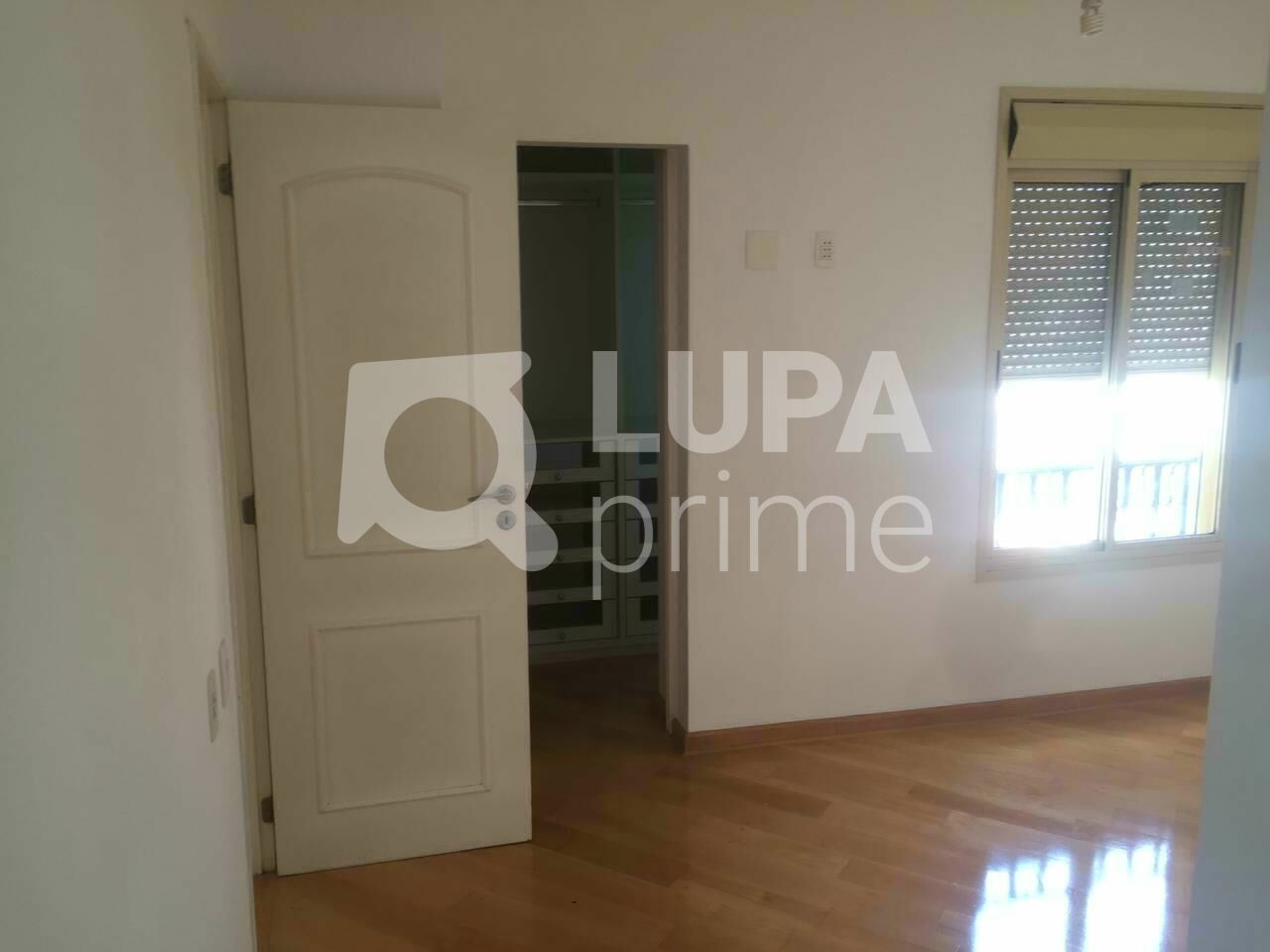 cobertura-venda-sao-paulo-tatuape-torre-madrid-4dormitorios-4suites-5vagas-350m2-LS32082