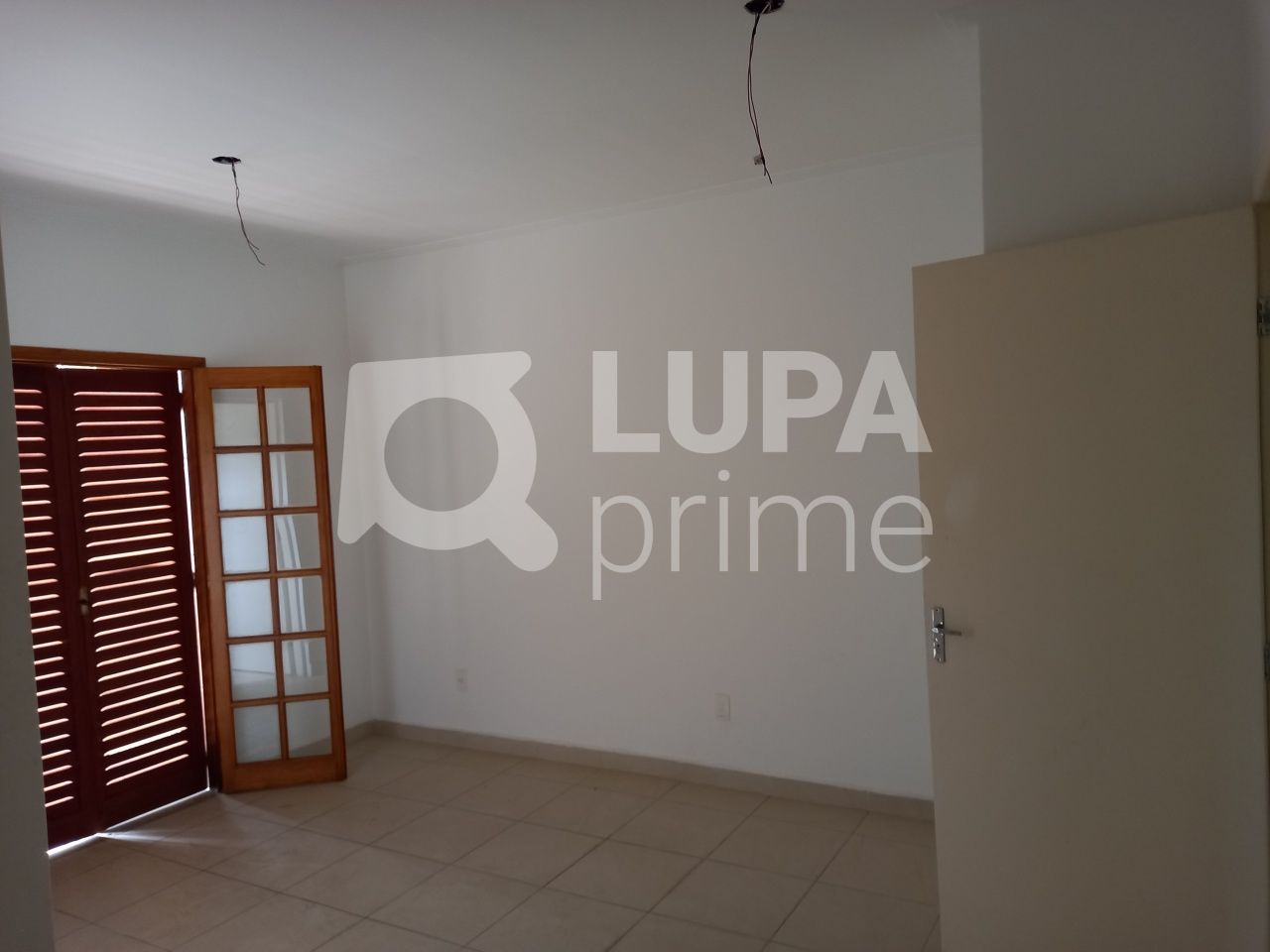 casa-terrea-venda-sao-paulo-jardim-virginia-bianca-3dormitorios-3suites-7vagas-41m2-LS32196