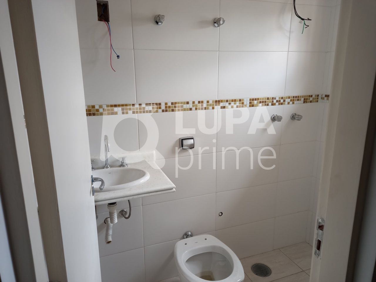 casa-terrea-venda-sao-paulo-jardim-virginia-bianca-3dormitorios-3suites-7vagas-41m2-LS32196