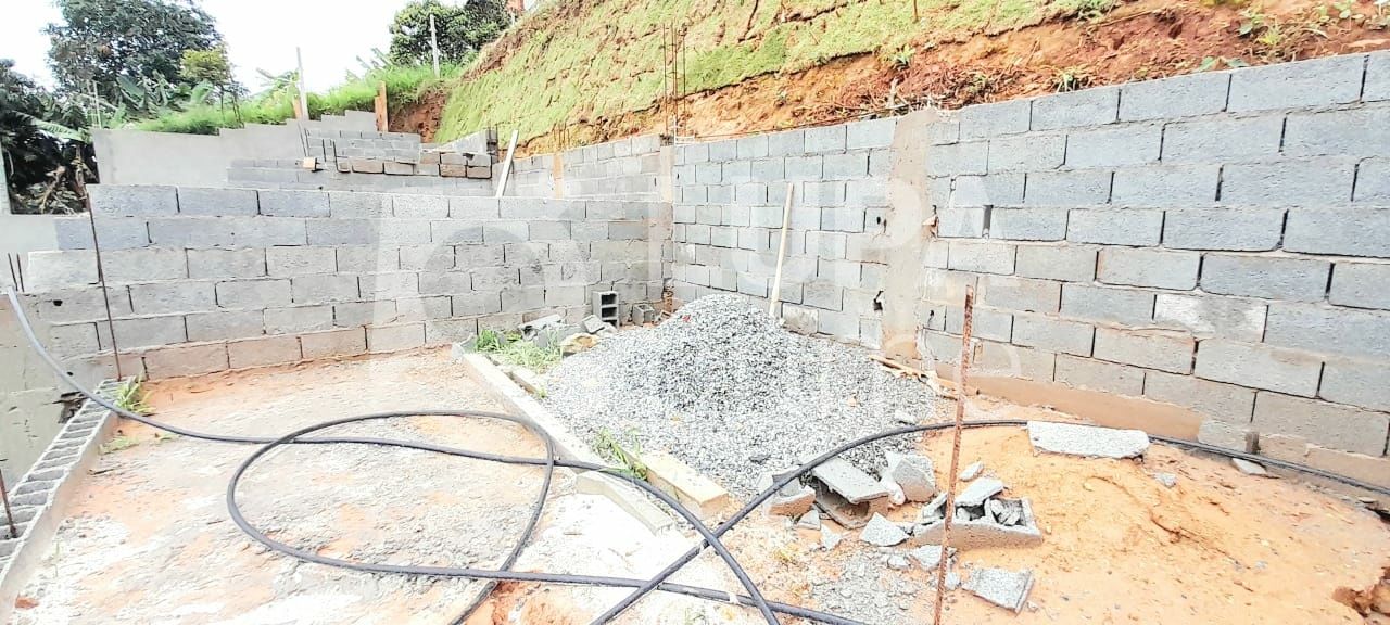 Casa à venda com 2 quartos, 60m² - Foto 36