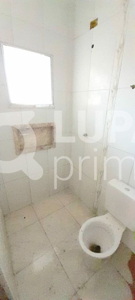 Casa à venda com 2 quartos, 60m² - Foto 34