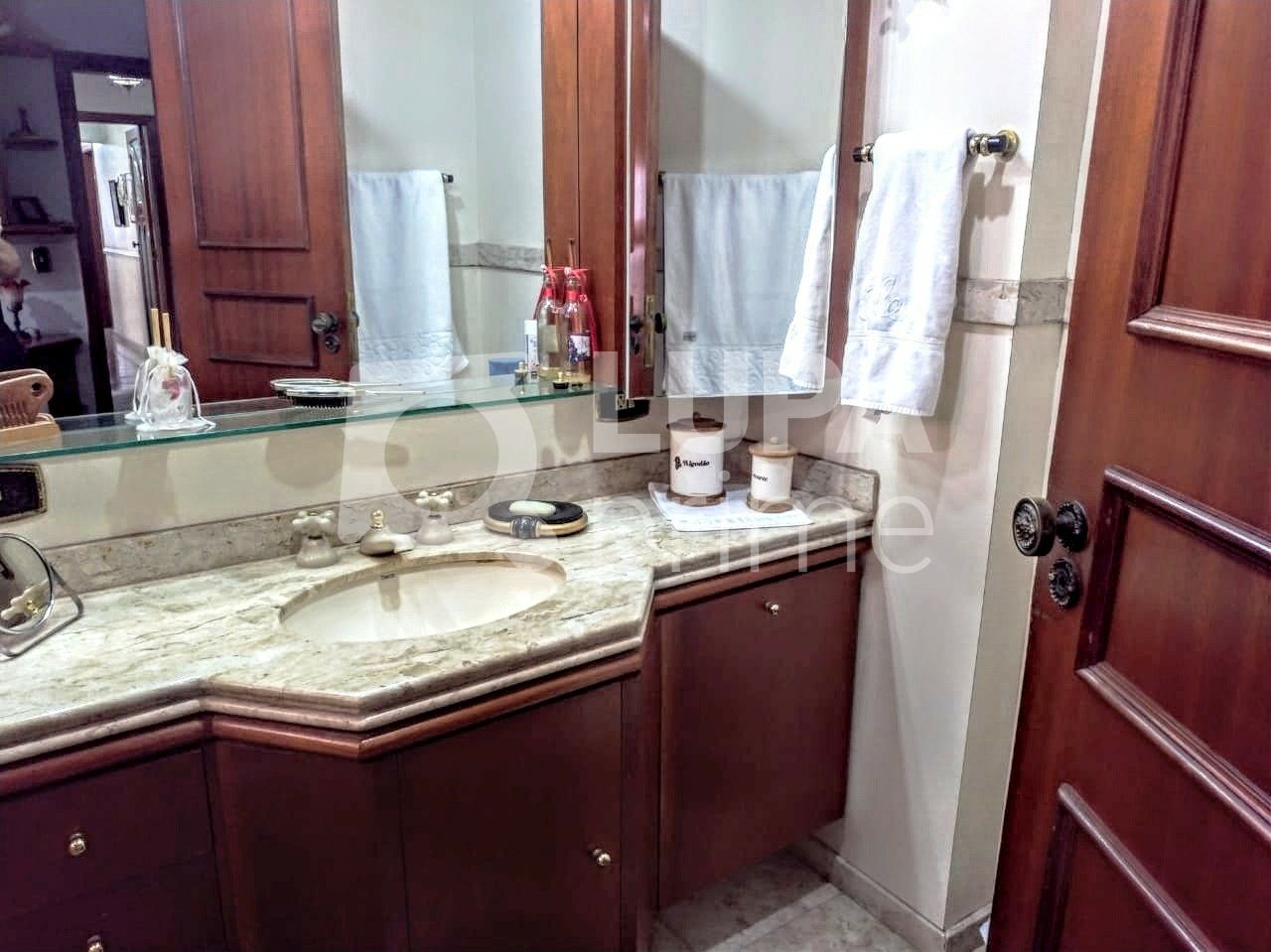 apartamento-venda-sao-paulo-agua-fria-4dormitorios-2suites-4vagas-198m2-LS32444