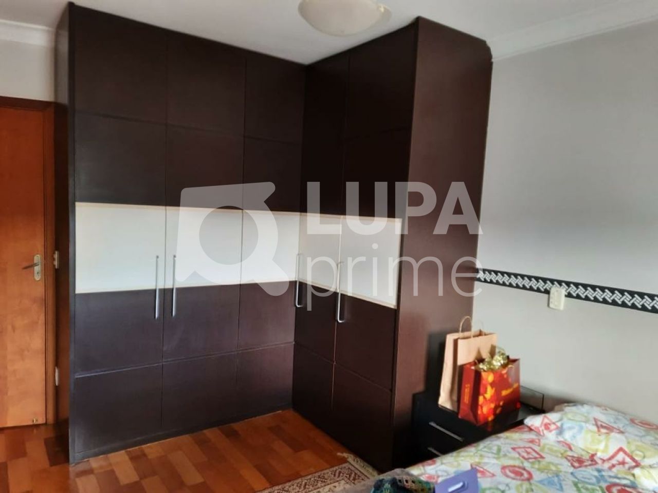 casa-terrea-venda-sao-paulo-vila-irmaos-arnoni-3dormitorios-3suites-3vagas-190m2-LS32493
