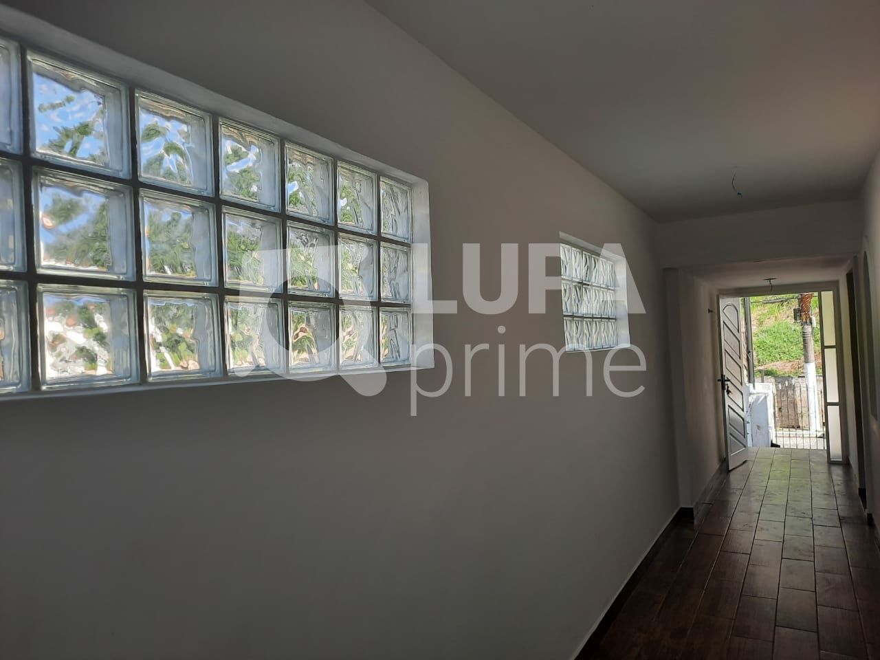 sobrado-venda-sao-paulo-vila-rosa-3dormitorios-1suite-4vagas-180m2-LS32577