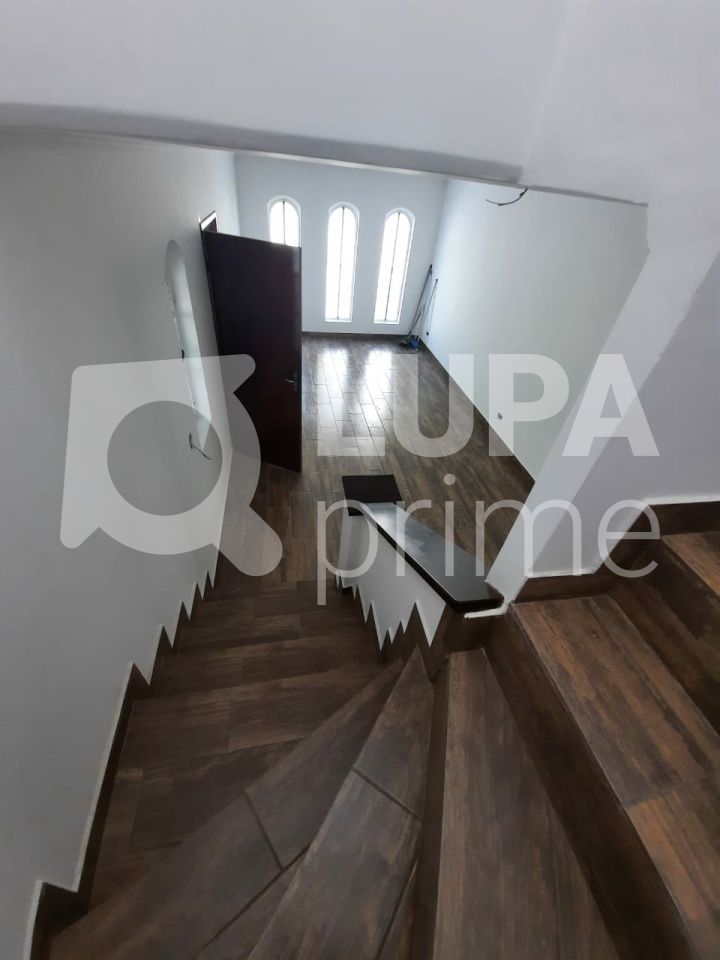 sobrado-venda-sao-paulo-vila-rosa-3dormitorios-1suite-4vagas-180m2-LS32577