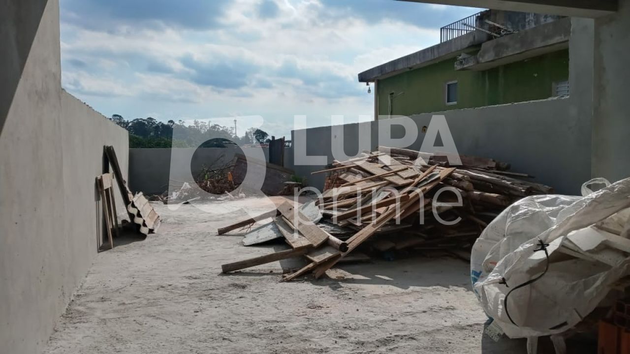 sobrado-venda-sao-paulo-vila-pedra-branca-3dormitorios-3suites-5vagas-200m2-LS32701