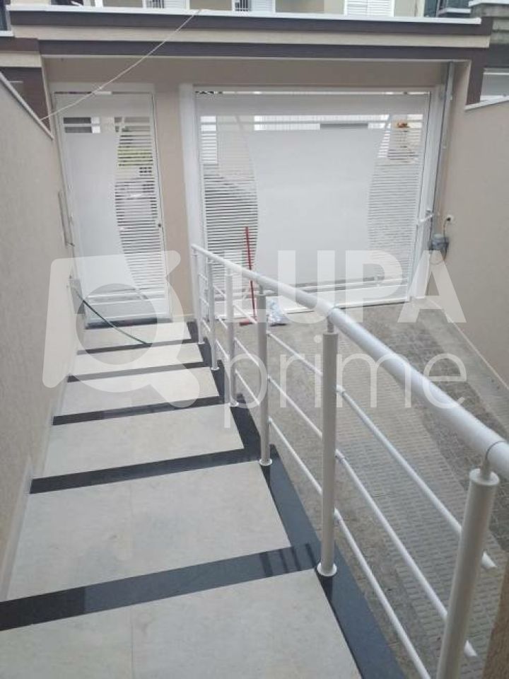 sobrado-venda-sao-paulo-vila-comercial-3dormitorios-3suites-5vagas-180m2-LS32723