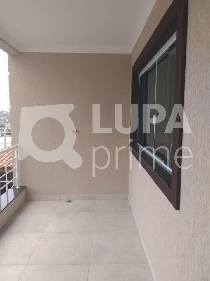 sobrado-venda-sao-paulo-vila-comercial-3dormitorios-3suites-5vagas-180m2-LS32723