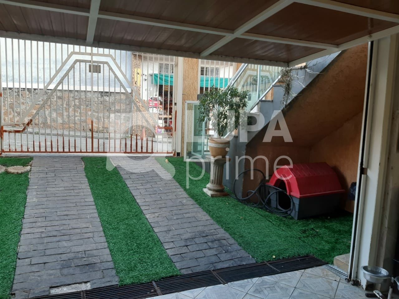 Casa à venda com 3 quartos, 240m² - Foto 5