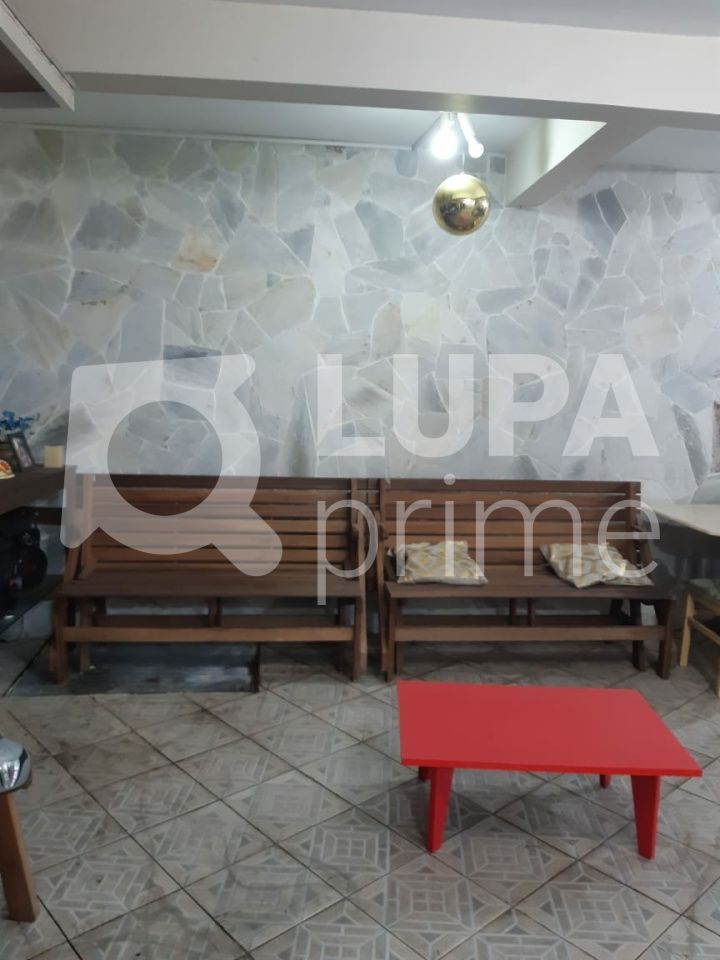 Casa à venda com 3 quartos, 240m² - Foto 25
