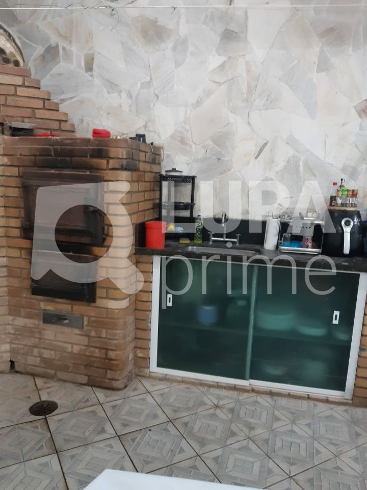 Casa à venda com 3 quartos, 240m² - Foto 26
