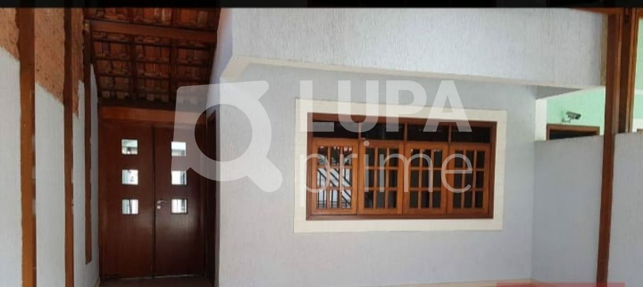 sobrado-venda-guarulhos-vila-tibagi-3dormitorios-1suite-2vagas-260m2-LS32774