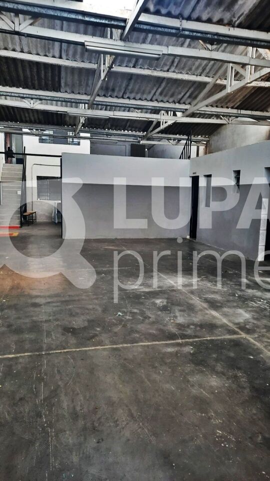 Depósito-Galpão-Armazém à venda, 560m² - Foto 4