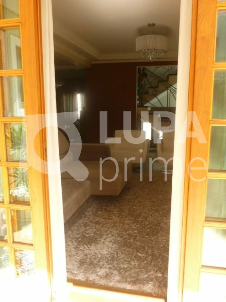 sobrado-venda-sao-paulo-jardim-virginia-bianca-3dormitorios-3suites-4vagas-272m2-LS32808