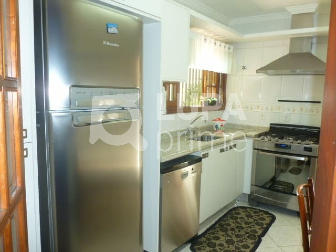 sobrado-venda-sao-paulo-jardim-virginia-bianca-3dormitorios-3suites-4vagas-272m2-LS32808