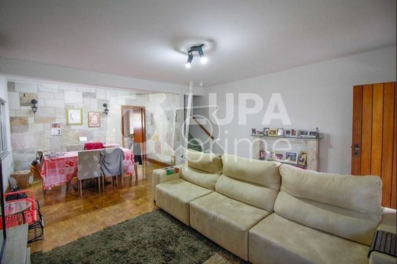 Casa, 3 quartos, 273 m² - Foto 2