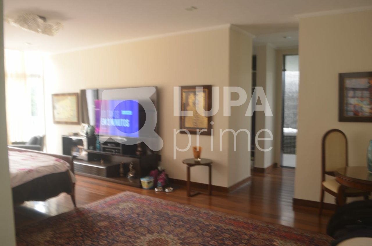 Casa, 4 quartos, 650 m² - Foto 17