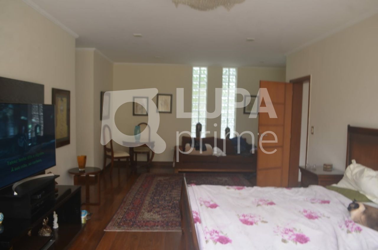 Casa, 4 quartos, 650 m² - Foto 18
