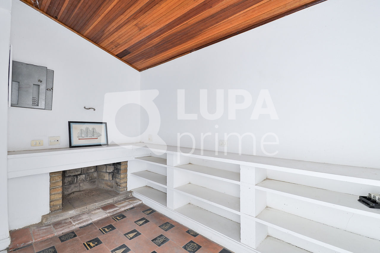sobrado-venda-sao-paulo-sumare-3dormitorios-2suites-5vagas-200m2-LS32890