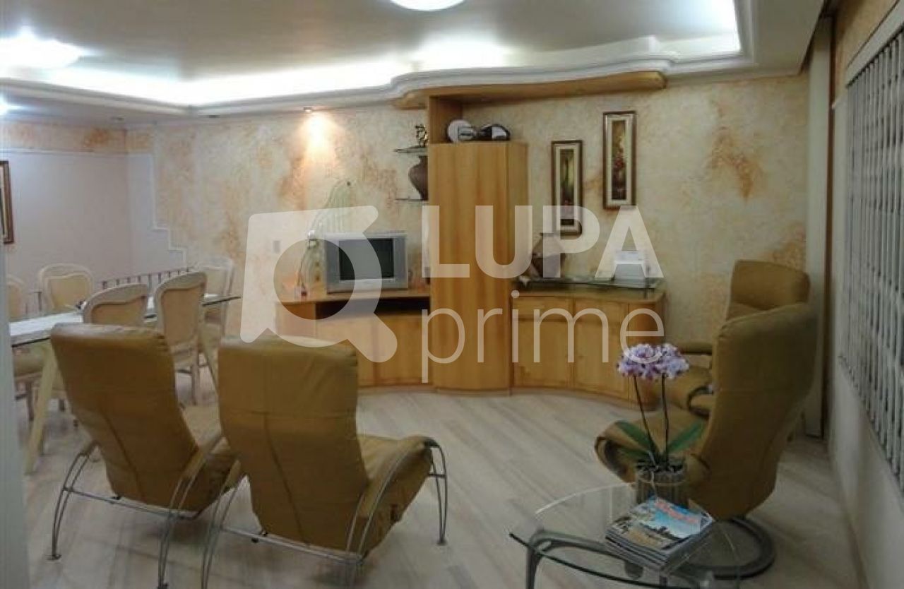 Casa à venda com 6 quartos, 461m² - Foto 5