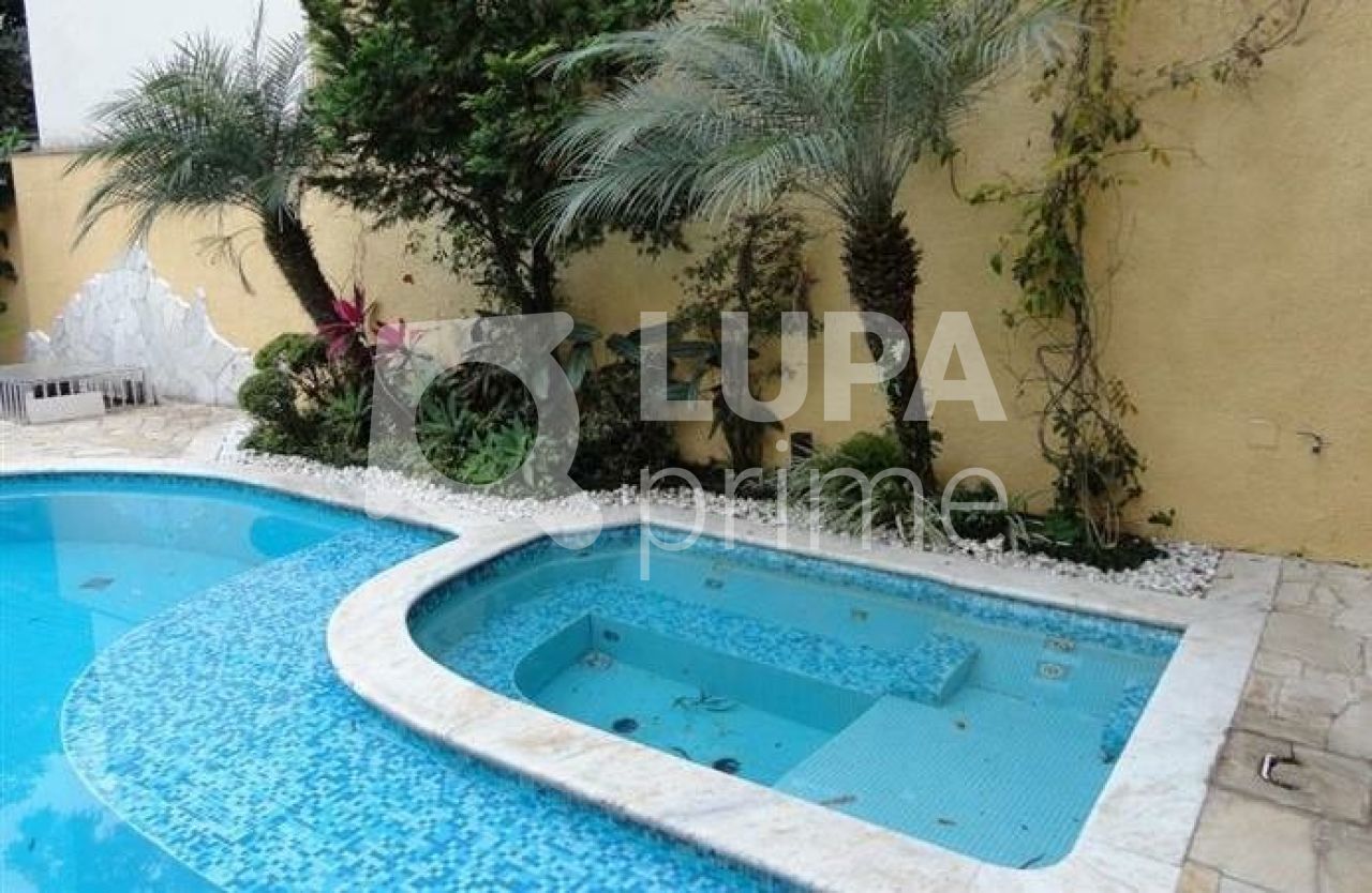 Casa à venda com 6 quartos, 461m² - Foto 24