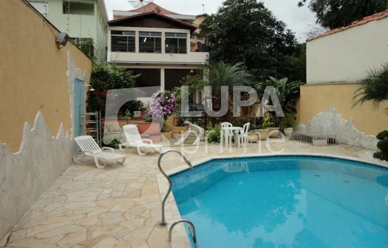 Casa à venda com 6 quartos, 461m² - Foto 25